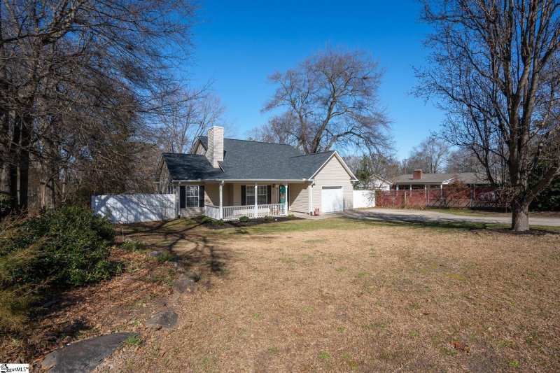 Property image 4 at 3 Ridge Springs Road, Taylors, SC 29687