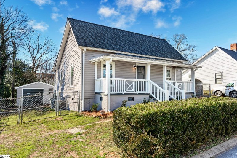 Property image 2 at 19 Saco Street, Greenville, SC 29611