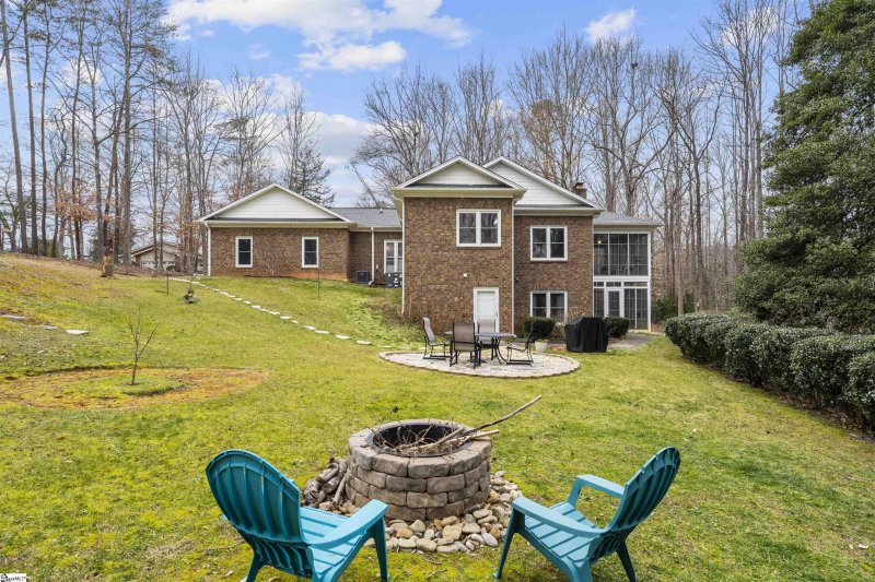 Property image 4 at 307 Fairway Drive, Pickens, SC 29671