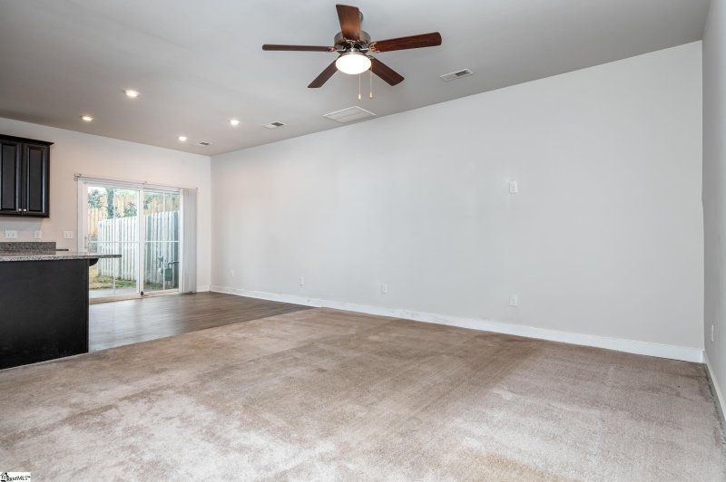 Property image 4 at 211 Clearwood Drive, Simpsonville, SC 29681-6063