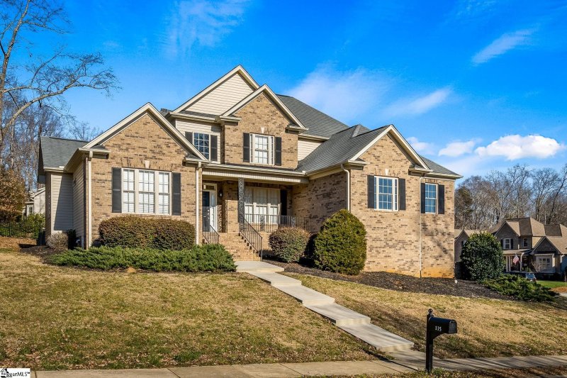 Property image 2 at 115 Crest Hill Drive, Fountain Inn, SC 29644