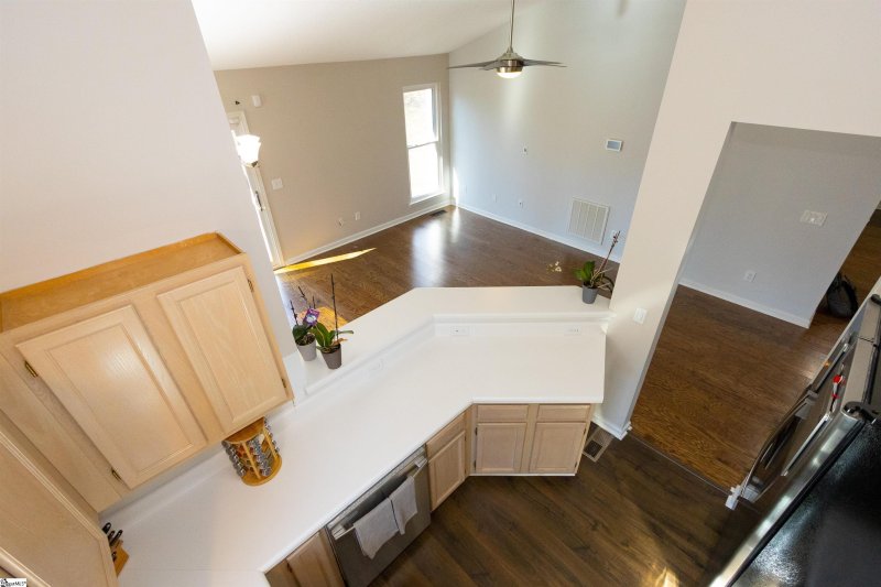 Property image 5 at 107 Golden Crest Court, Mauldin, SC 29662