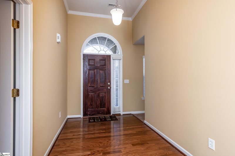 Property image 3 at 7 Slow Creek Drive, Simpsonville, SC 29681