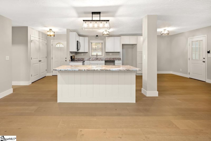 Property image 3 at 201 Kingswood Way, Easley, SC 29640