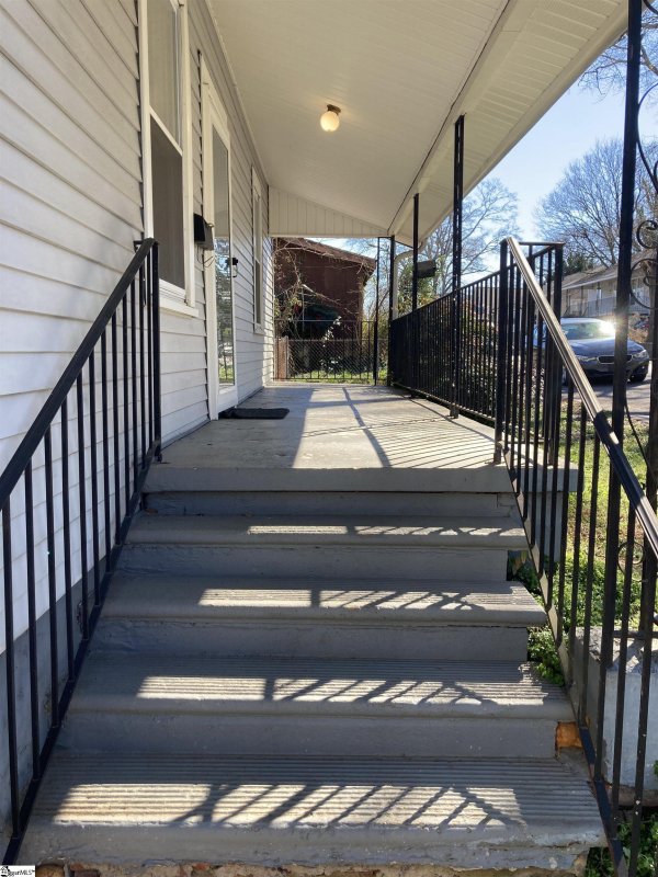 Property image 3 at 26 Ross Street, Greenville, SC 29611