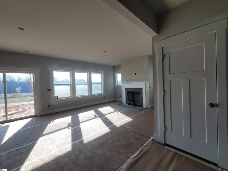 Property image 4 at 205 Dillon Circle, Spartanburg, SC 29307