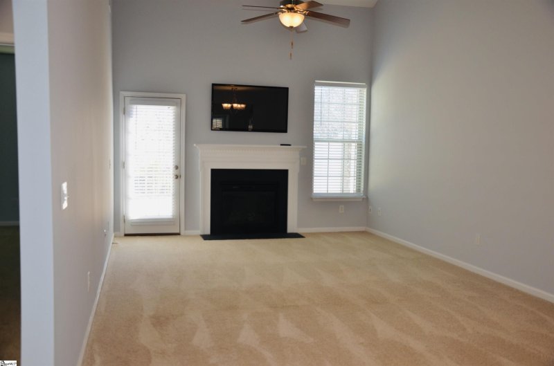 Property image 2 at 307 Bellerive Drive, Duncan, SC 29334