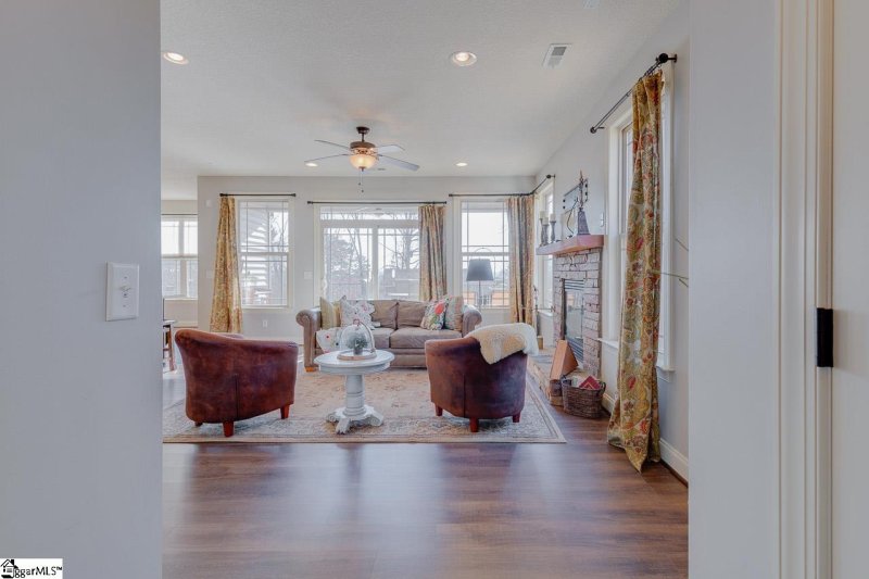 Property image 3 at 200 Bayswater Lane, Greer, SC 29651