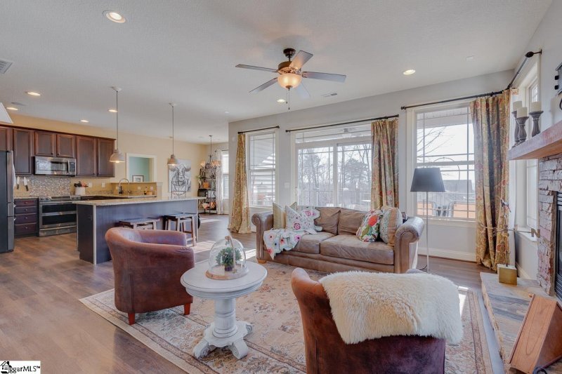 Property image 5 at 200 Bayswater Lane, Greer, SC 29651