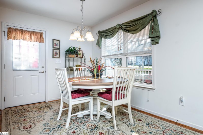 Property image 3 at 138 Cosmos Lane, Greer, SC 29651