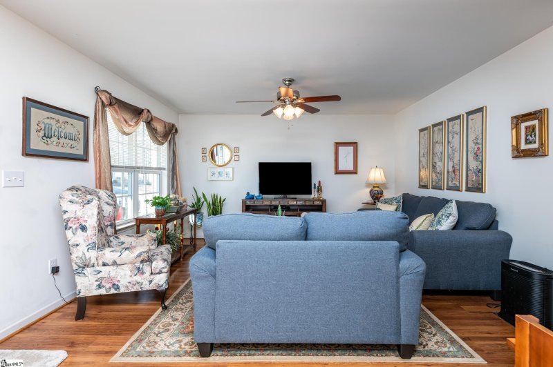 Property image 5 at 138 Cosmos Lane, Greer, SC 29651