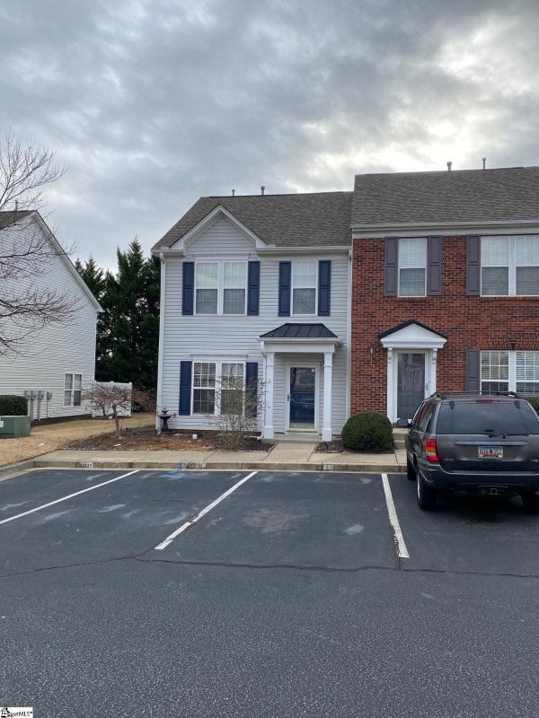 Property image 2 at 10 Spring Crossing Circle, Greer, SC 29650