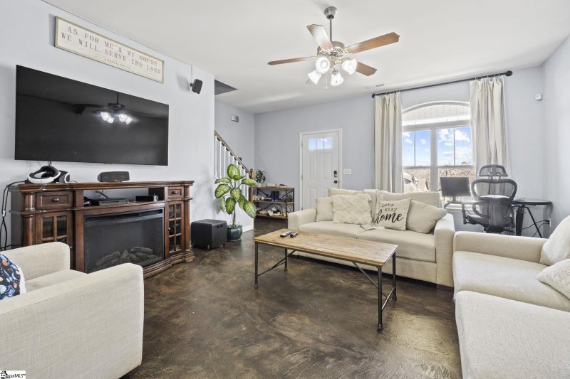 Property image 3 at 115 Morningside Drive, Greer, SC 29651