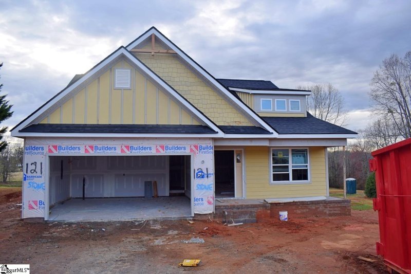 Property image 2 at 121 Royal Troon, Campobello, SC 29322