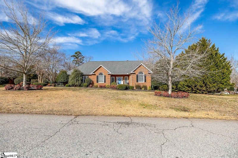 Property image 4 at 113 Engram Lane, Anderson, SC 29621