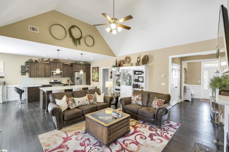 Property image 5 at 1020 Tuscany Drive, Anderson, SC 29621