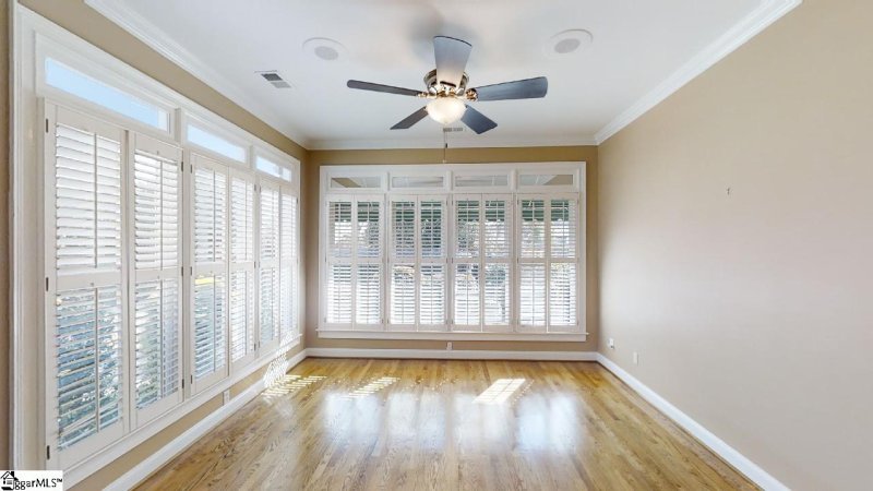 Property image 4 at 15 Germander Court, Greenville, SC 29615