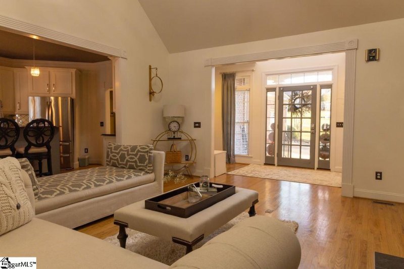 Property image 4 at 398 Old South Road, Duncan, SC 29334