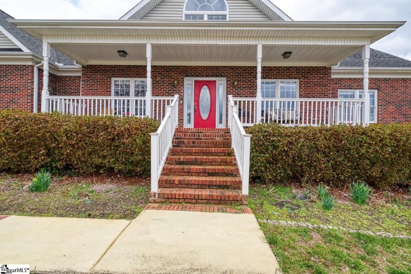 Property image 2 at 500 Whetstone Court, Simpsonville, SC 29680