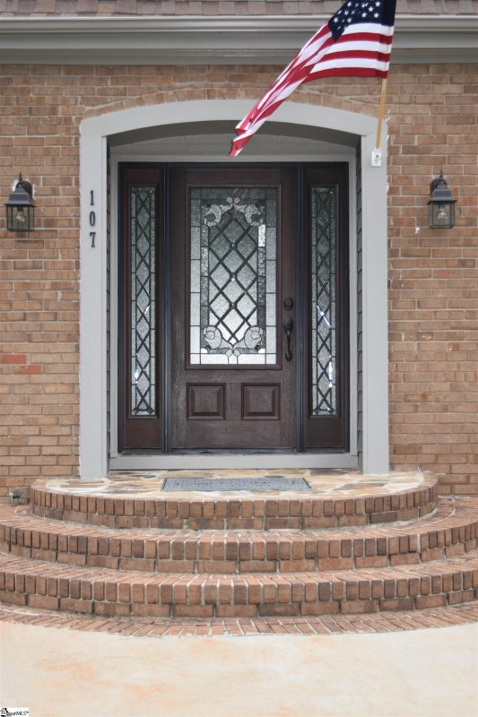 Property image 2 at 107 Lakeland Avenue, Moore, SC 29369-9762