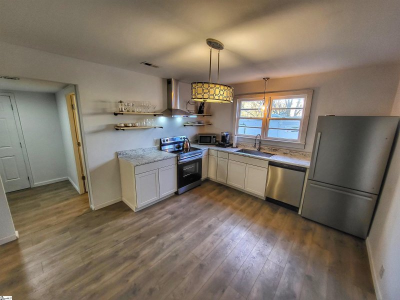 Property image 4 at 519 Woodruff Street, Woodruff, SC 29388