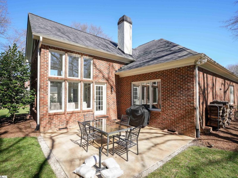 Property image 4 at 11 W Cranberry Lane, Greenville, SC 29615