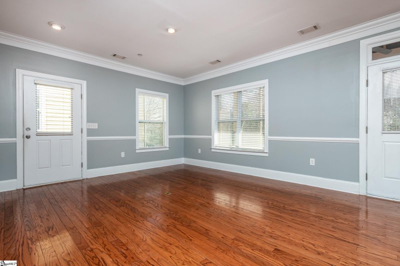Property image 2 at 204 E Park Avenue, Greenville, SC 29601