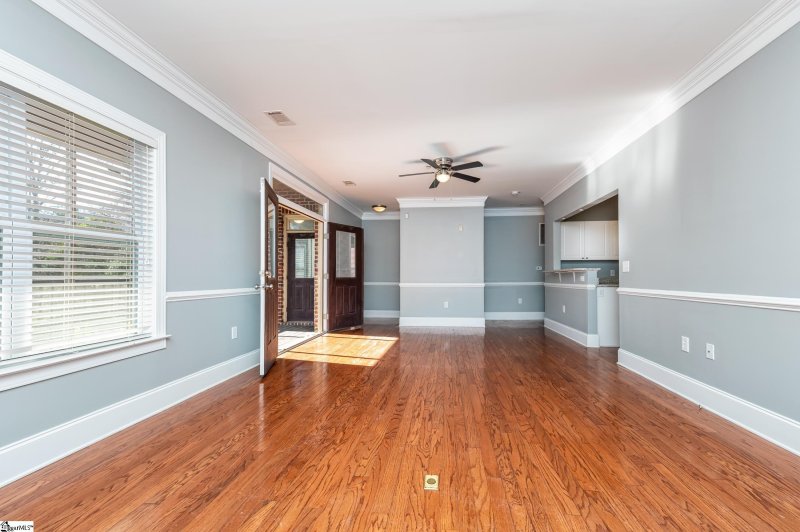 Property image 3 at 204 E Park Avenue, Greenville, SC 29601