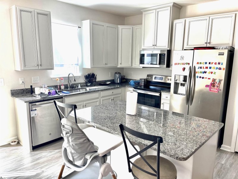 Property image 3 at 324 Hunt Glenn Court, Greer, SC 29650