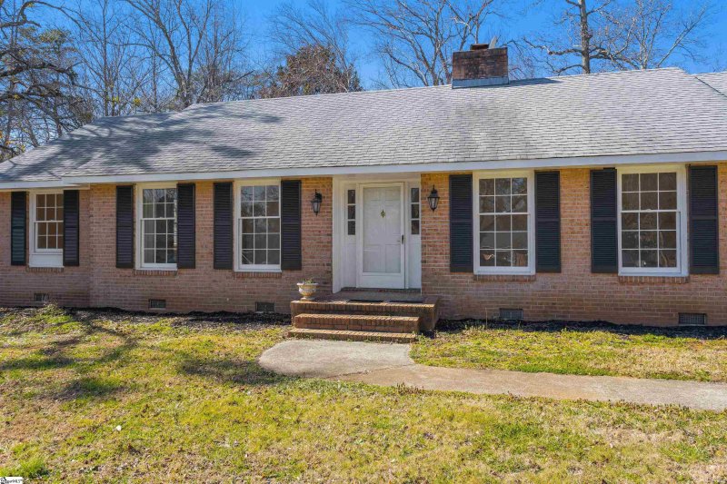 Property image 3 at 201 Eastwood Drive, Taylors, SC 29687-5106