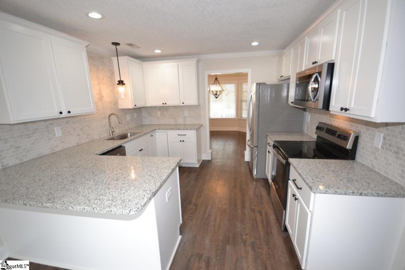 Property image 2 at 100 Cotton Hill Lane, Greer, SC 29651