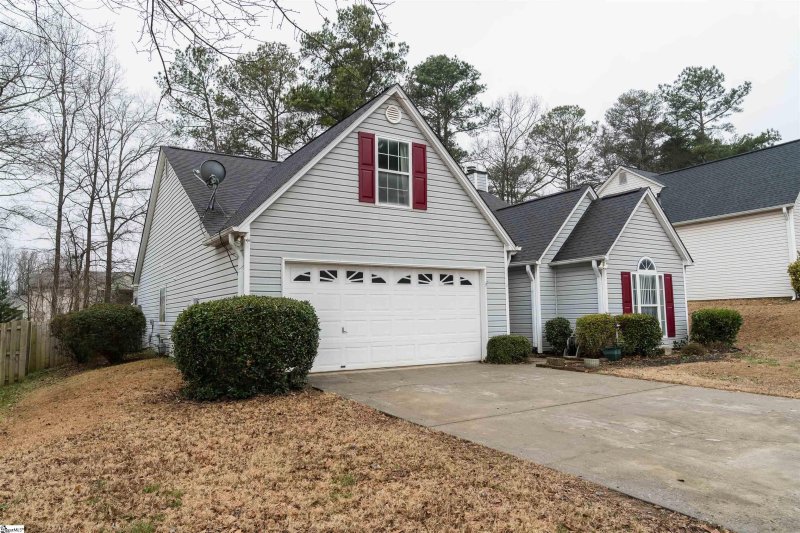 Property image 2 at 218 Birds Eye View, Boiling Springs, SC 29316