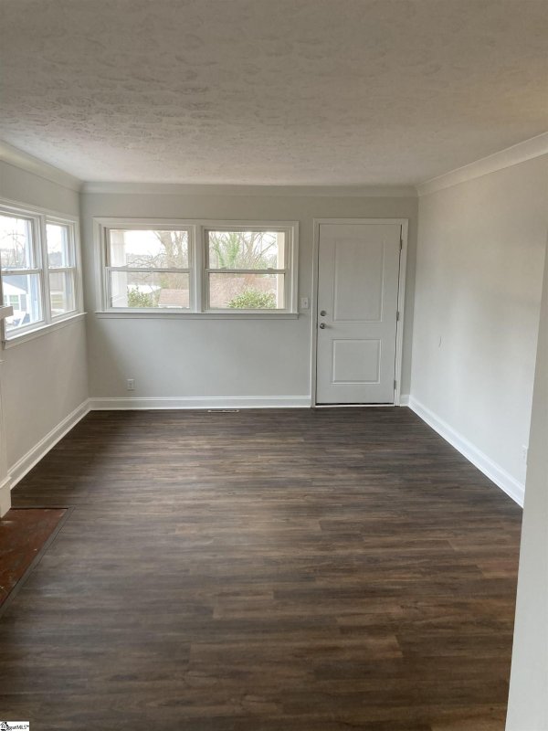 Property image 3 at 335 Crosby Circle, Greenville, SC 29605