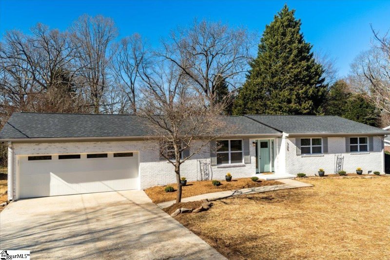 Woodland Heights, Greer Community