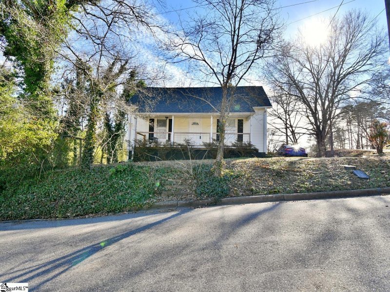 Property image 2 at 1970 Fond Hart Street, Greer, SC 29651-6158