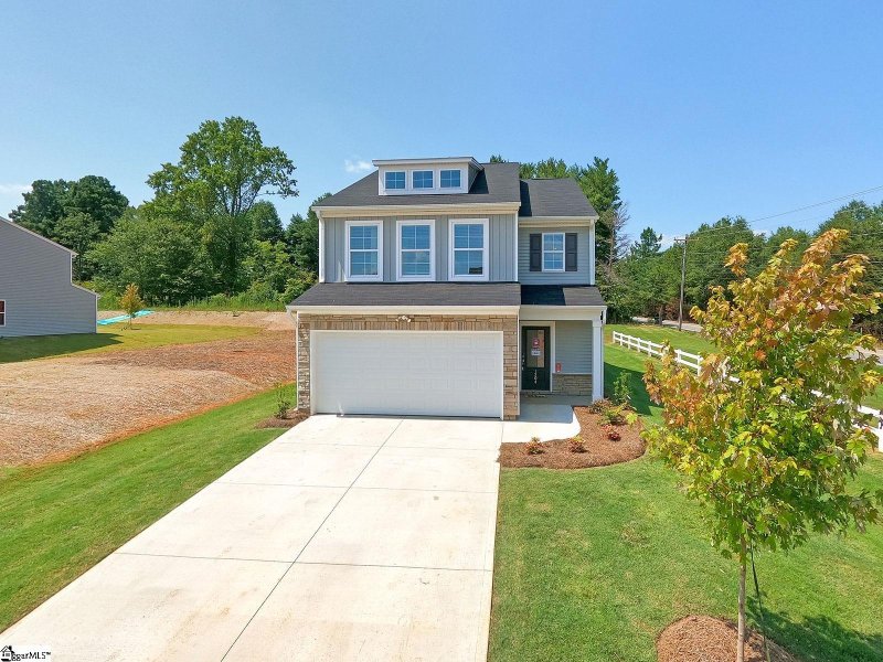 Property image 2 at 1204 Paramount Drive, Lyman, SC 29365