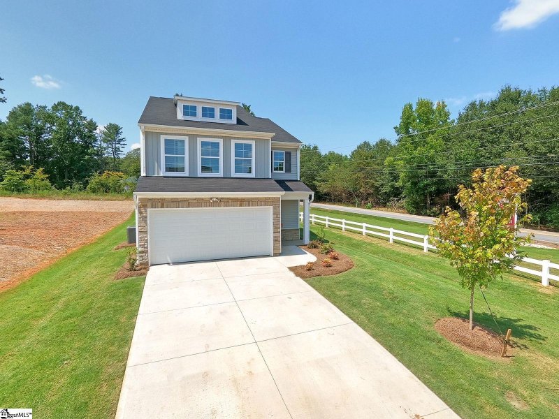 Property image 3 at 1204 Paramount Drive, Lyman, SC 29365