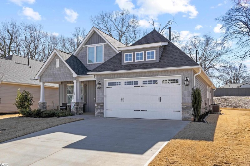 Property image 2 at 20 Golden Apple Trail, Mauldin, SC 29662