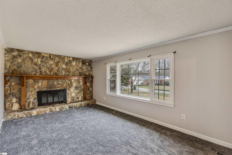 Property image 4 at 2 Shirley Drive, Williamston, SC 29697-2034