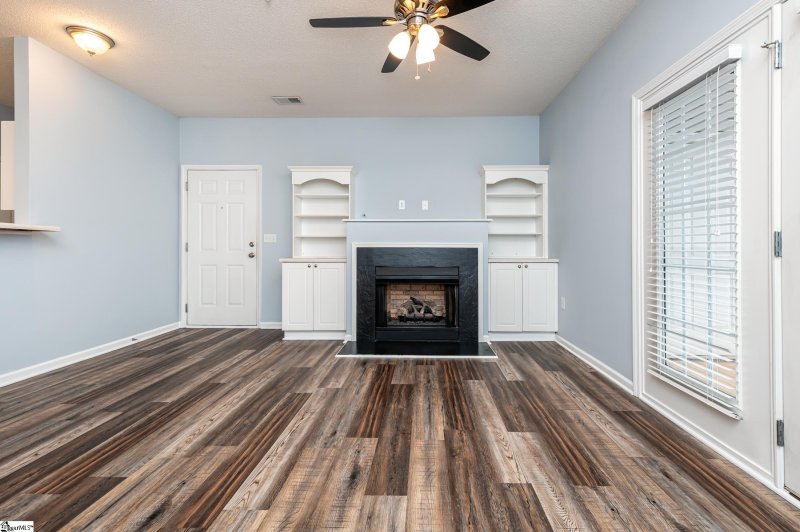 Property image 5 at 601 Mckenna Circle, Greenville, SC 29615