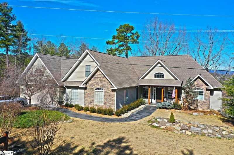 232 Jocassee Ridge Way