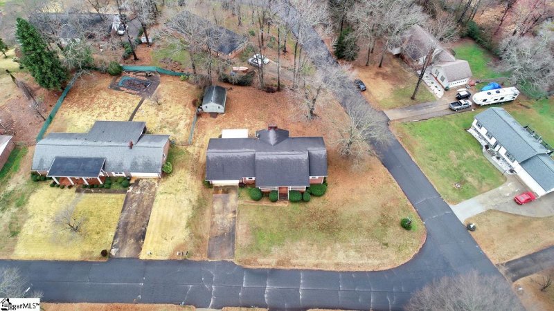 Property image 5 at 111 Lakemont Drive, Greer, SC 29651