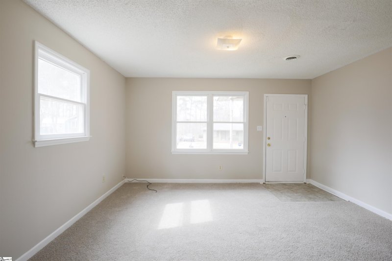 Property image 3 at 132 Cannon Circle, Wellford, SC 29385