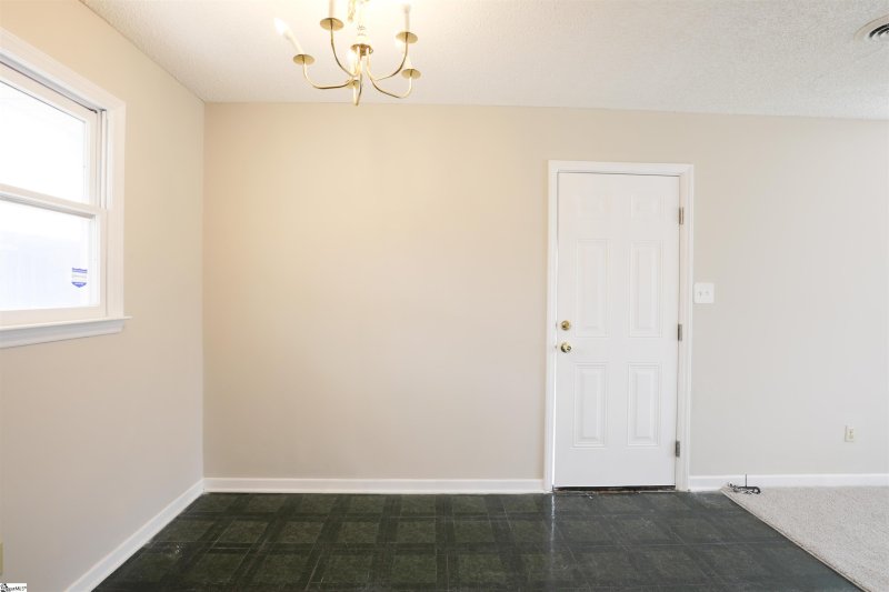 Property image 4 at 132 Cannon Circle, Wellford, SC 29385