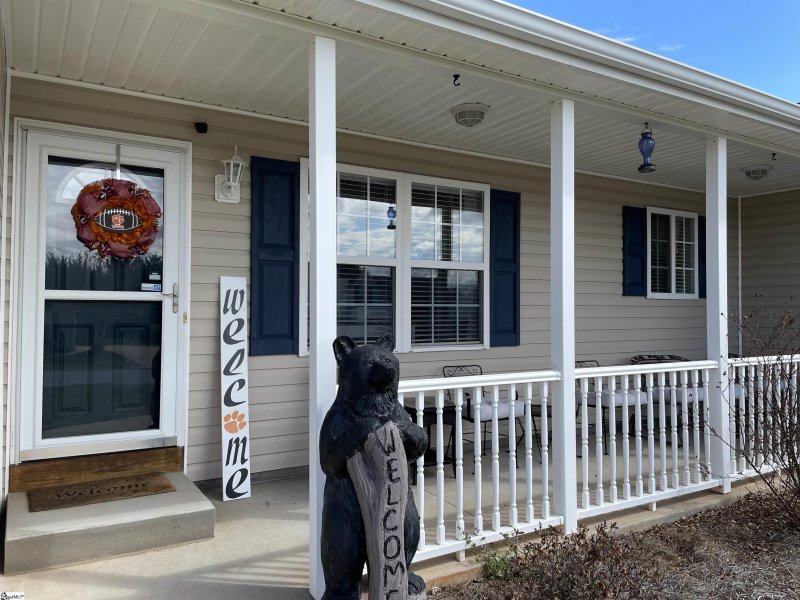 Property image 3 at 1 Gratiot Lane, Greer, SC 29650