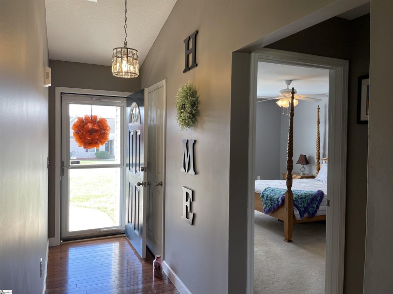 Property image 4 at 1 Gratiot Lane, Greer, SC 29650