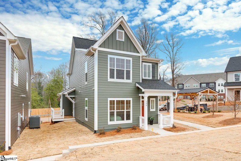 134 Lilia Hill Circle