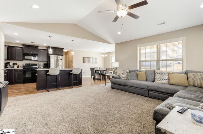 Property image 5 at 443 Peaksview Drive, Simpsonville, SC 29681