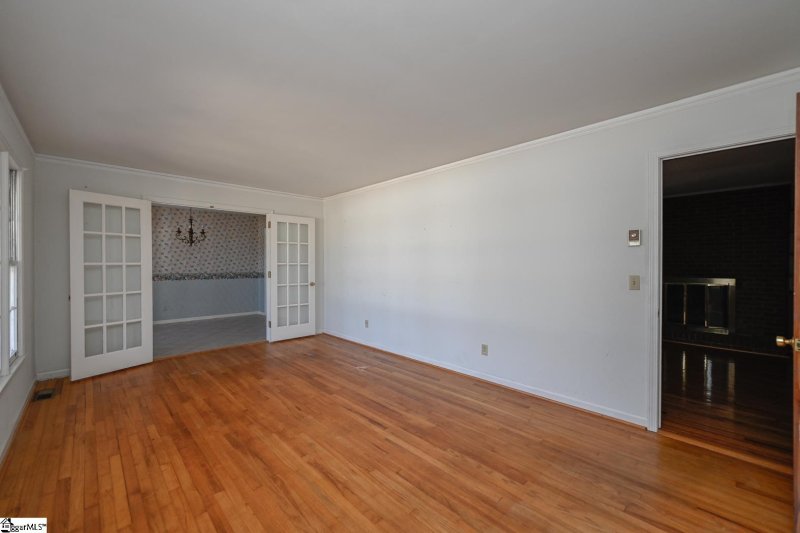 Property image 4 at 302 Portsmouth Drive, Greenville, SC 29617