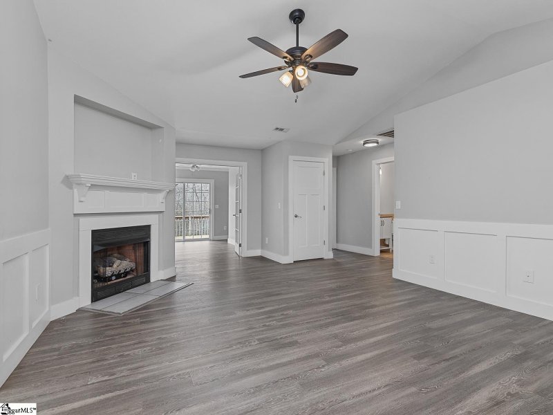 Property image 3 at 14 Falcon Ridge Way, Greer, SC 29650